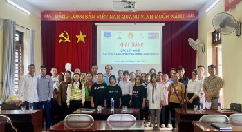 Thanh niên Lào Cai được đào tạo nghề hỗ trợ sinh kế