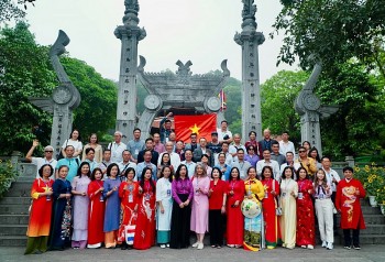 Gần 70 đại biểu kiều bào dự Giỗ Tổ Hùng Vương - Lễ hội Đền Hùng 2024