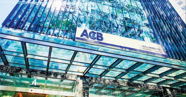 ACB báo lãi 4.900 tỷ đồng trong quý I, tăng trưởng tín dụng gần 4%