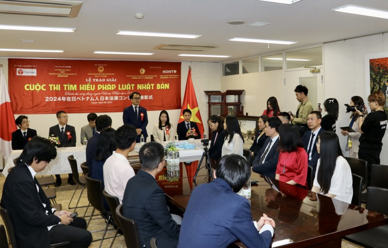 1.600 người Việt tham gia tìm hiểu pháp luật Nhật Bản