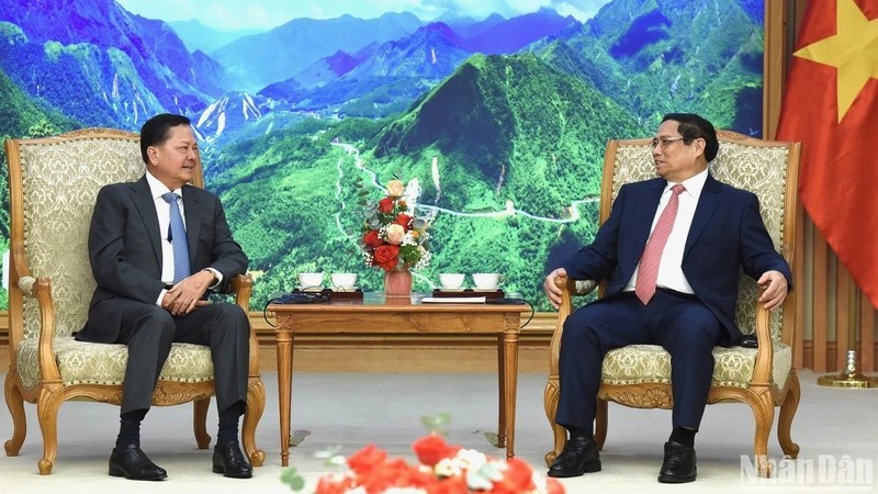 Đẩy mạnh hợp tác kết nối kinh tế Việt Nam và Campuchia