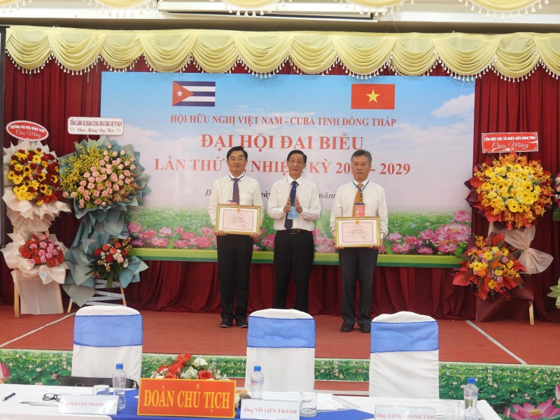 Tập trung duy trì, phát triển quan hệ hữu nghị truyền thống Việt Nam - Cuba