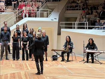 beo dat may troi ngan vang tai thanh duong am nhac berliner philharmonie