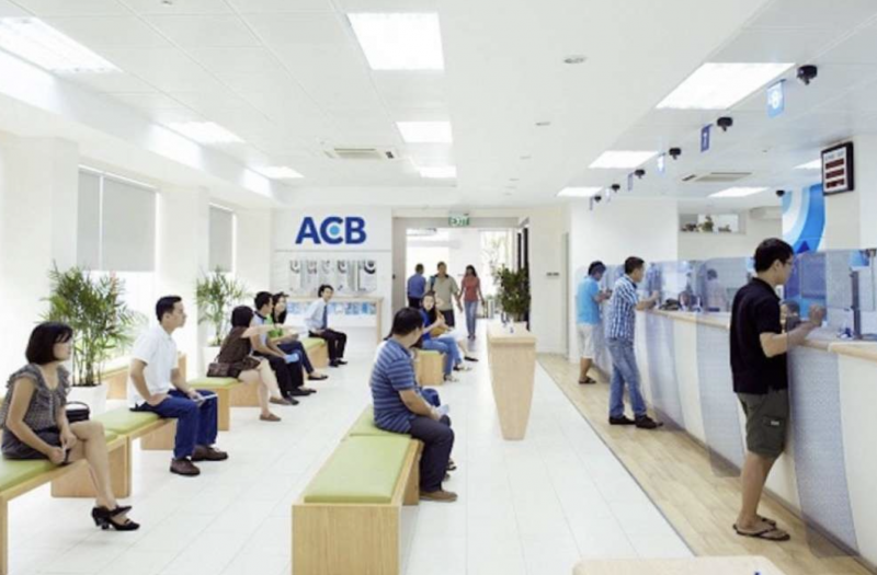 gan 4000 ty dong sap den tay co dong ngan hang acb