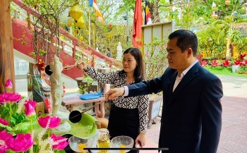 Liên hiệp các tổ chức hữu nghị thành phố Đà Nẵng chúc mừng Đại lễ Phật đản 2568 tại chùa Tam Bảo