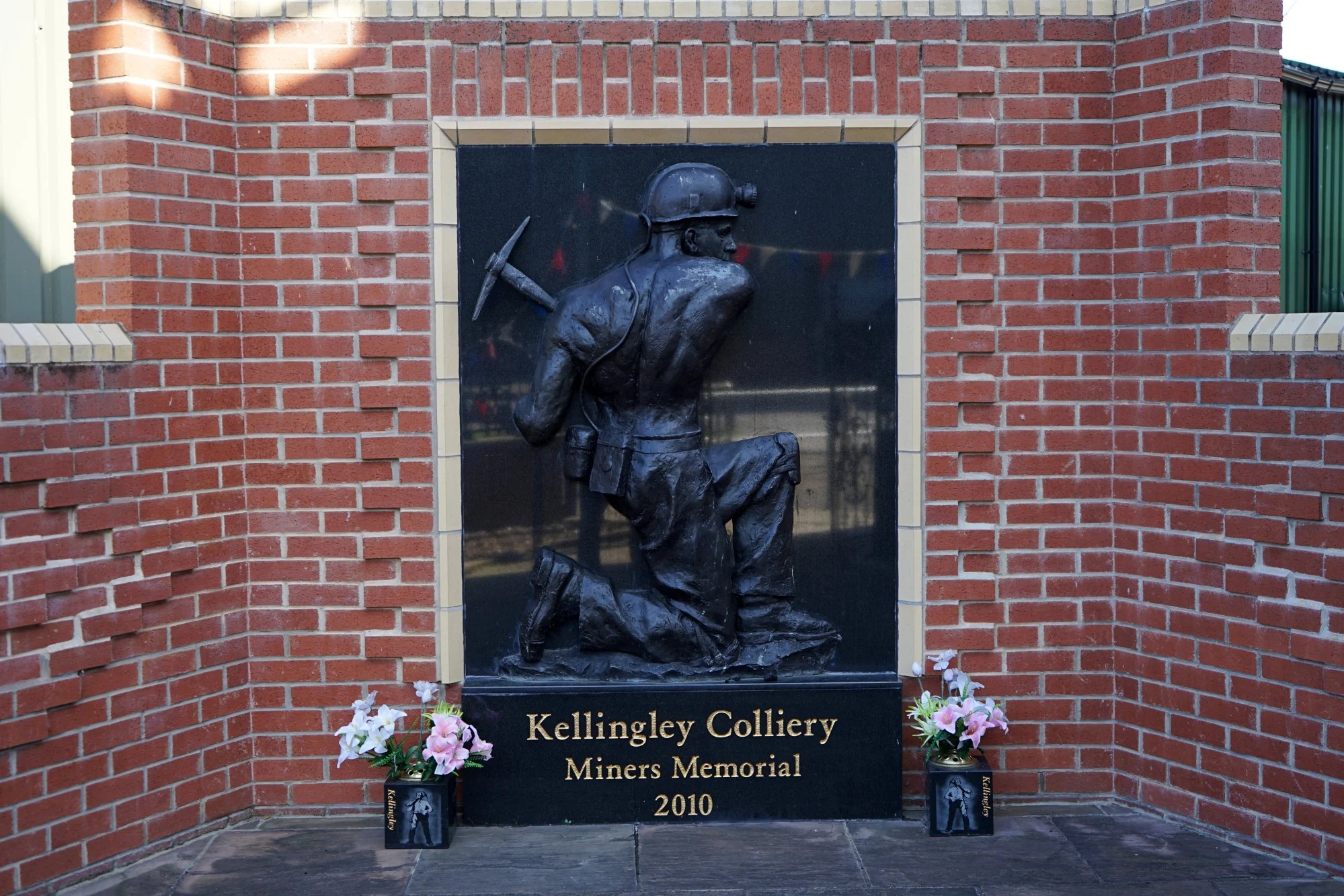 Đài tưởng niệm thợ mỏ Kellingley Colliery tại Bảo tàng khai thác than quốc gia của Anh, ở Tây Yorkshire, Anh. Ảnh: Shutterstock