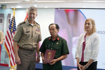 Hoa Kỳ trao trả 4 bộ kỷ vật chiến tranh cho Việt Nam