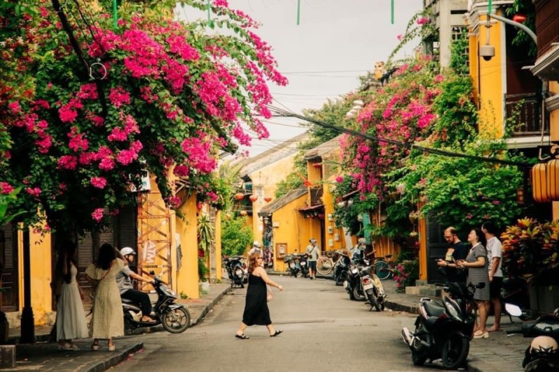 Việt Nam là điểm đến thu hút du khách châu Âu trong dịp hè