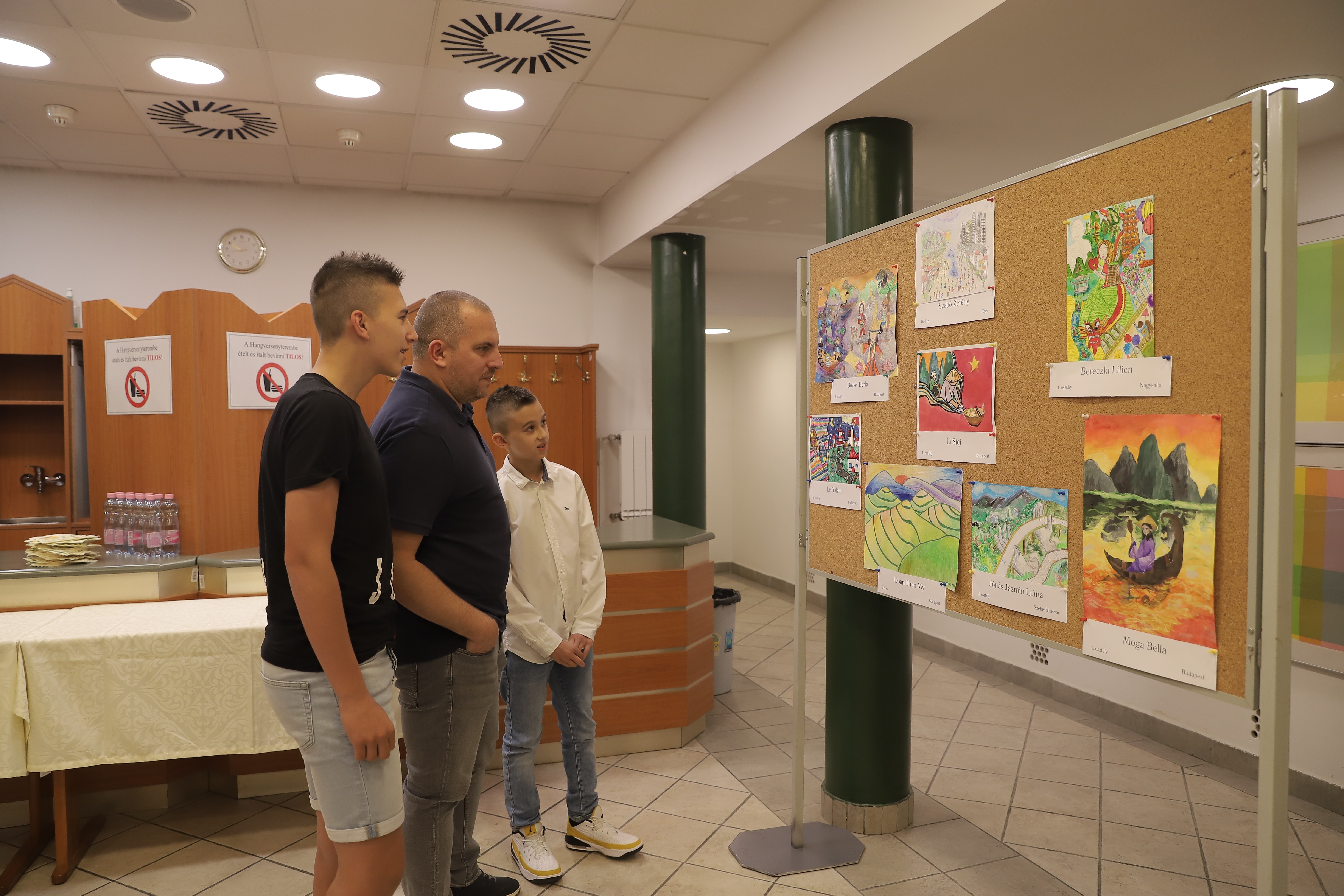 2 học sinh Hungary đạt giải tại cuộc thi vẽ tranh về Việt Nam
