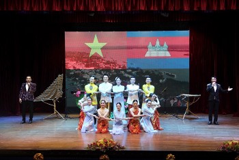 hop tac van hoa gop phan thuc day quan he huu nghi viet nam campuchia