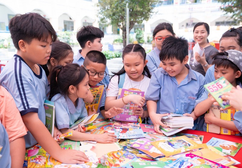 World Vision vun đắp văn hoá đọc sách cho học sinh tiểu học TP.HCM