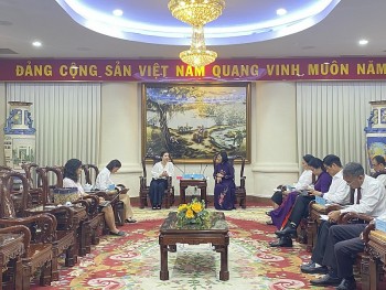 nghien cuu thanh lap cac hoi lien lac hoi than nhan voi nvnonn co que goc o dong nai