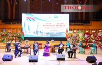 hoa nhac ky niem 106 nam quoc khanh azerbaijan am nhac ket noi tinh dan hai nuoc