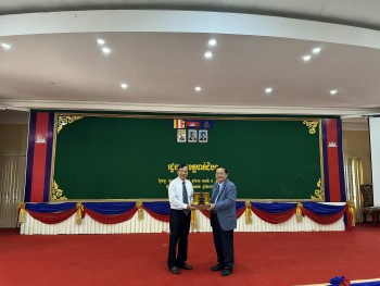 Đoàn cựu cán bộ, chuyên gia Việt Nam tỉnh Quảng Nam thăm tỉnh Battambang (Campuchia)
