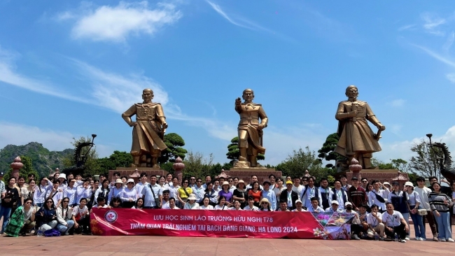 Lưu học sinh Lào: sẽ giới thiệu cho gia đình, bạn bè những điểm đến nổi tiếng của Việt Nam