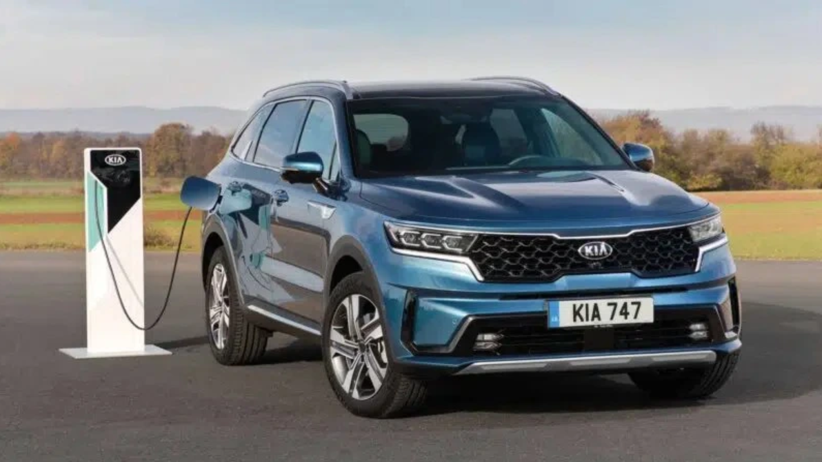 Thaco Auto đang lắp ráp xe xăng lai điện Kia Sorento PHEV và HEV.