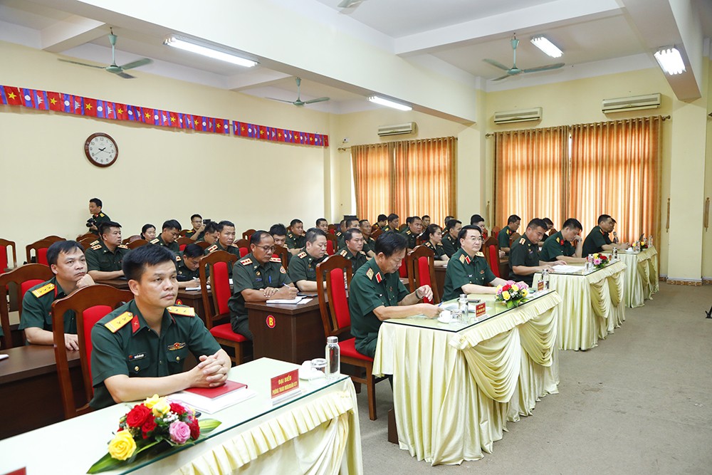 Các đại biểu tham dự khai mạc tập huấn. (Ảnh: Bộ Quốc phòng)