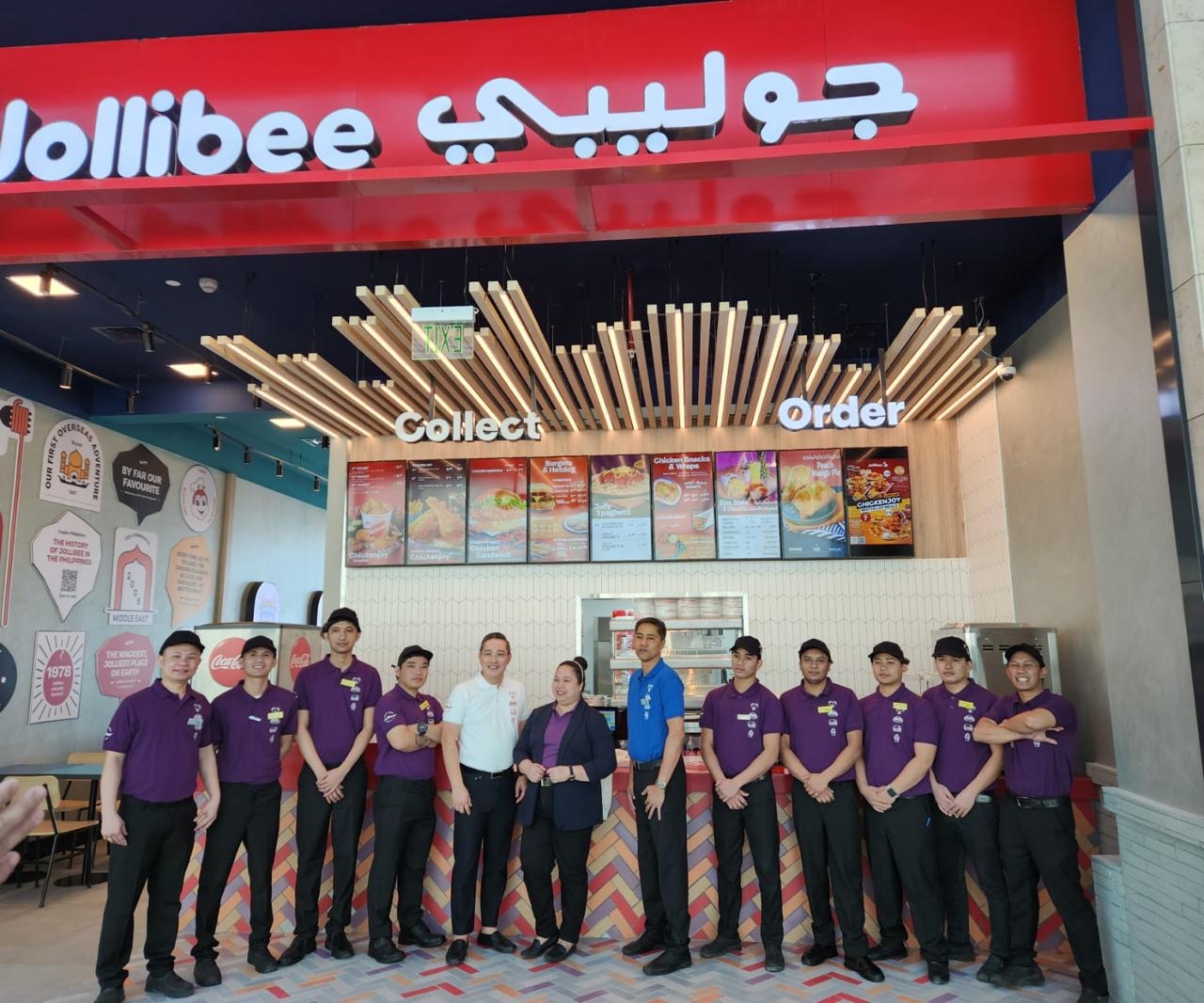 Serving joy. The Jollibee Kuwait team has shown passion and dedication in providing exceptional customer service to customers who crave for bestsellers Chickenjoy and Jolly Spaghetti.