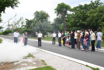 Vùng 5 Hải quân: hộ gia đình ở nhà công vụ được trang bị kỹ năng phòng cháy, chữa cháy