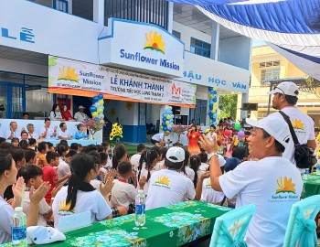 Tổ chức Sunflower Mission tài trợ hơn 4,2 tỷ đồng xây dựng trường học tại Giồng Riềng (Kiên Giang)