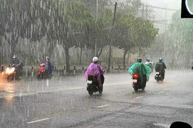 Thời tiết hôm nay (23/6): cả nước giảm nhiệt, Hà Nội có mưa rào và dông