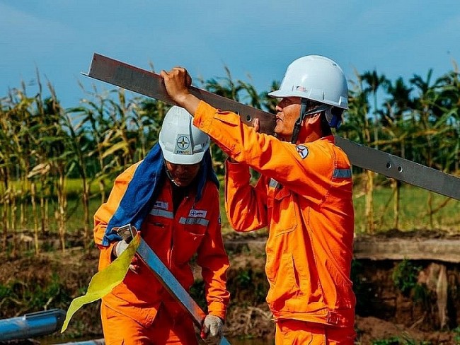 EVNNPC: Điểm sáng trong cung cấp điện mùa cao điểm nắng nóng