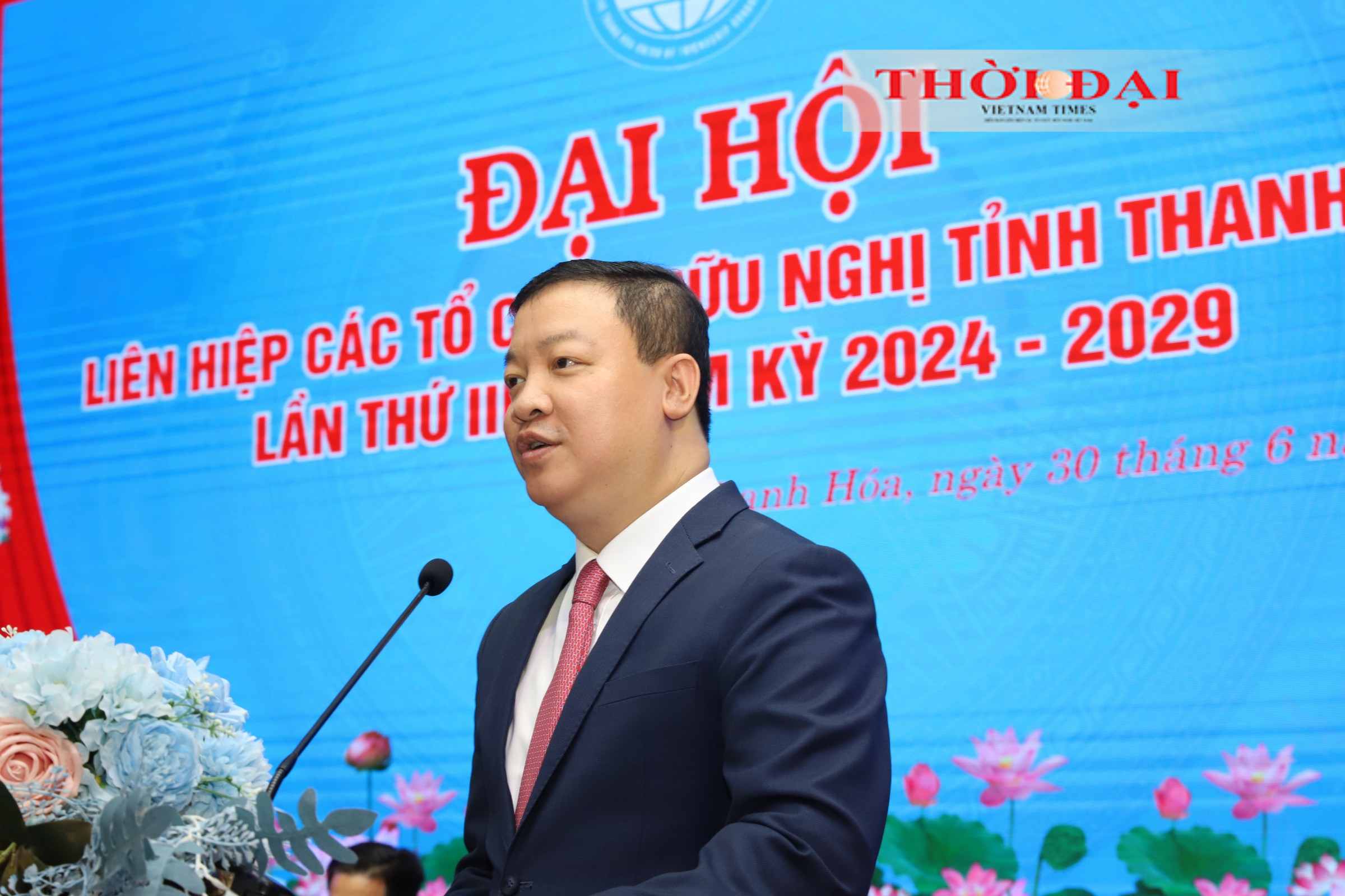 Ông Nguyễn Ngọc Hùng, Phó Chủ tịch Liên hiệp các tổ chức hữu nghị Việt Nam phát biểu tại Đại hội.