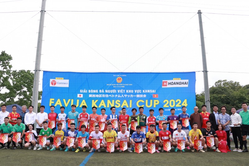 28 đội bóng tranh tài giải bóng đá người Việt vùng Kansai Nhật Bản