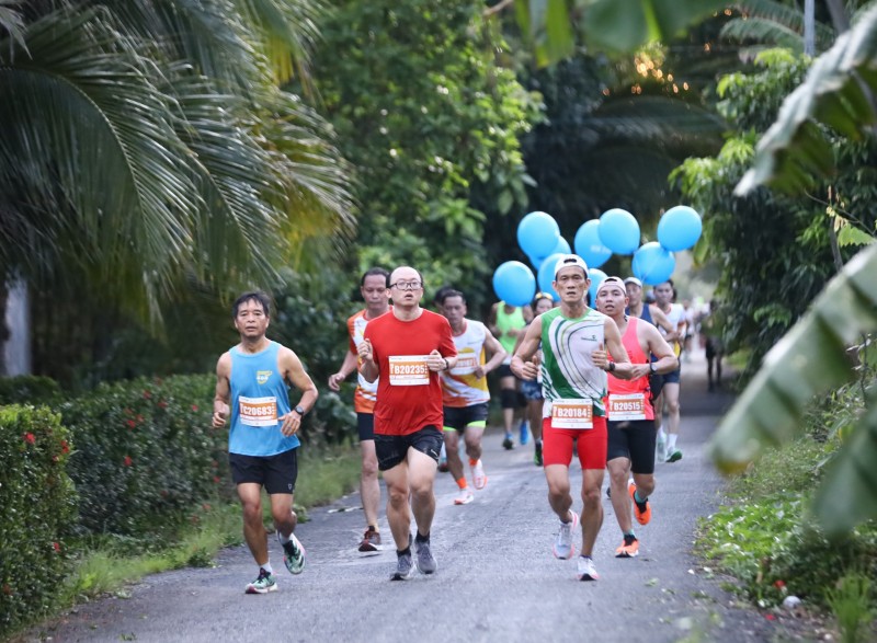 Vận động viên người Kenya phá kỷ lục tại Giải Marathon quốc tế Hậu Giang 2024