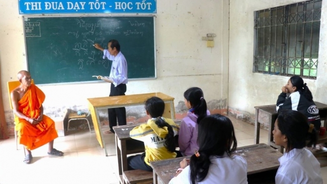 Kiên Giang: đề xuất hỗ trợ người dạy chữ Khmer và chữ Hoa