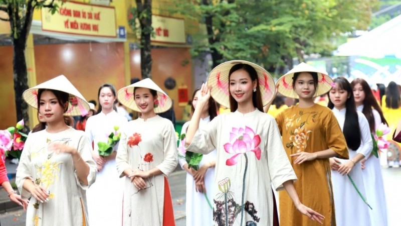 Từ 4-6/10: Nhiều hoạt động hấp dẫn sẽ diễn ra tại Lễ hội áo dài Hà Nội 2024