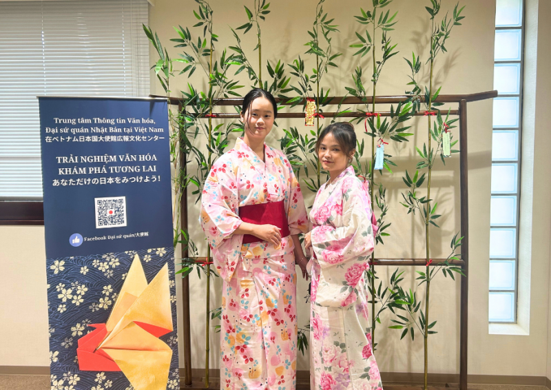 Cùng trải nghiệm mặc Yukata với các bạn Nhật Bản