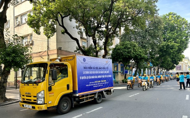 Hà Nội: Ra quân tuyên truyền, vận động tham gia BHXH tự nguyện, BHYT hộ gia đình
