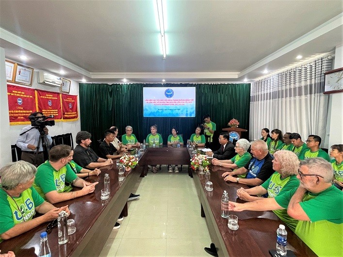Liên hiệp các tổ chức hữu nghị thành phố Đà Nẵng tiếp đoàn tình nguyện viên của Tổ chức Activity International (AI), Hà Lan đến tham gia công tác xã hội tại thành phố Đà Nẵng