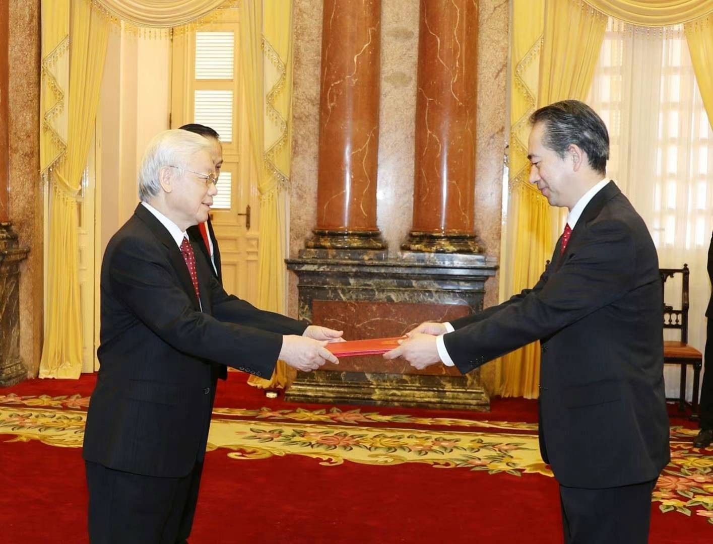 Đại sứ Trung Quốc tại Việt Nam Hùng Ba: Tổng Bí thư Nguyễn Phú Trọng có công lao to lớn cho tình hữu nghị Việt Nam – Trung Quốc