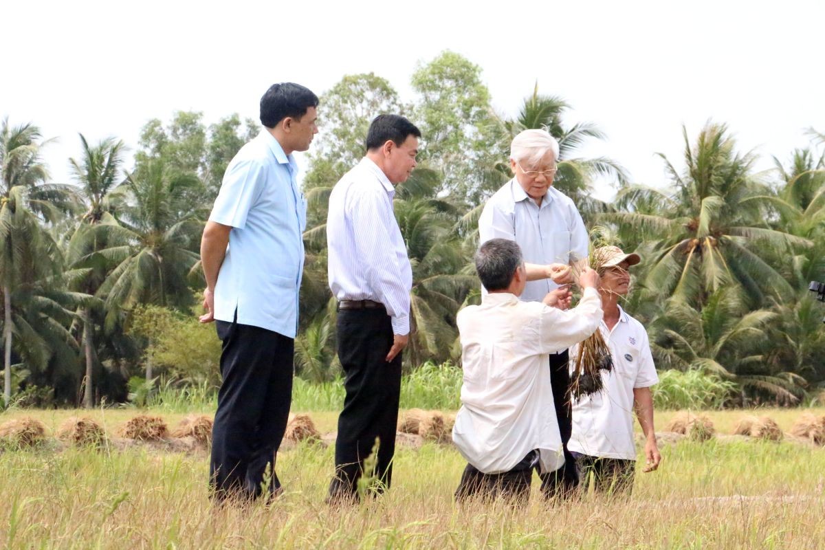 Những hình ảnh gần gũi, bình dị của Tổng Bí thư Nguyễn Phú Trọng