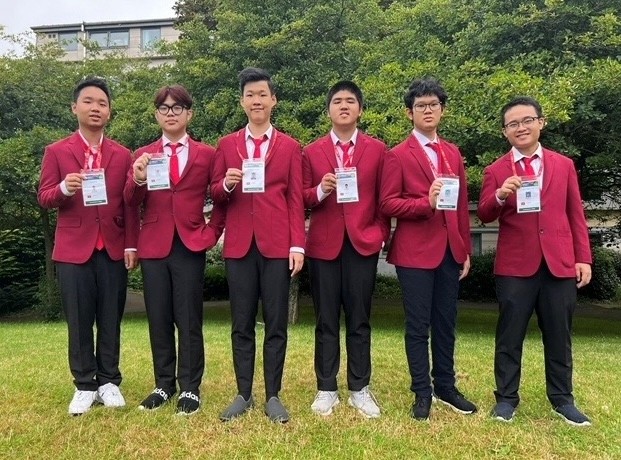 6 học sinh Việt Nam giành huy chương và bằng khen tại Olympic Toán học quốc tế. Ảnh: TL.