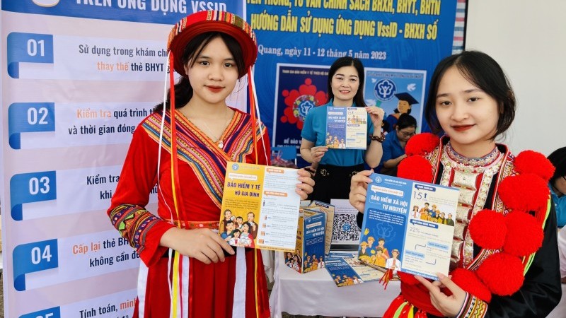 BHXH Việt Nam: Quyết liệt chuyển đổi số, lấy người dân và doanh nghiệp làm trung tâm phục vụ