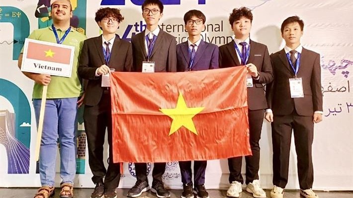 5 học sinh Việt Nam giành huy chương vàng, bạc tại Olympic Vật lý quốc tế 2024