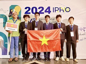 5 học sinh Việt Nam giành huy chương vàng, bạc tại Olympic Vật lý quốc tế 2024