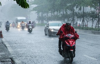 Thời tiết hôm nay (29/7): Hà Nội có mưa vừa, mưa to và dông