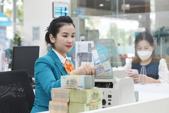 Nguồn vốn giá rẻ giảm ở nhiều ngân hàng