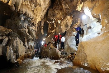 Chủ tịch UNESCO Việt Nam: Các bạn trẻ có thể phát triển du lịch dựa trên các di sản