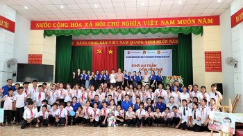 Học sinh Đắk Lắk được hướng dẫn kỹ năng bảo vệ bản thân