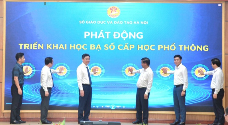 Phát động việc triển khai học bạ số đại trà ở các trường phổ thông (Ảnh: T.L).