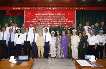 Lãnh đạo Hà Nội tri ân người có công tiêu biểu của Thành phố Hồ Chí Minh