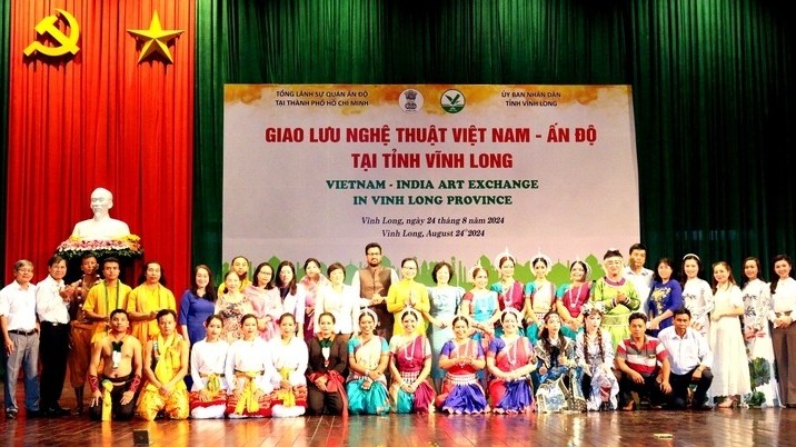 Kết nối văn hóa Việt Nam - Ấn Độ qua giao lưu nghệ thuật tại Vĩnh Long