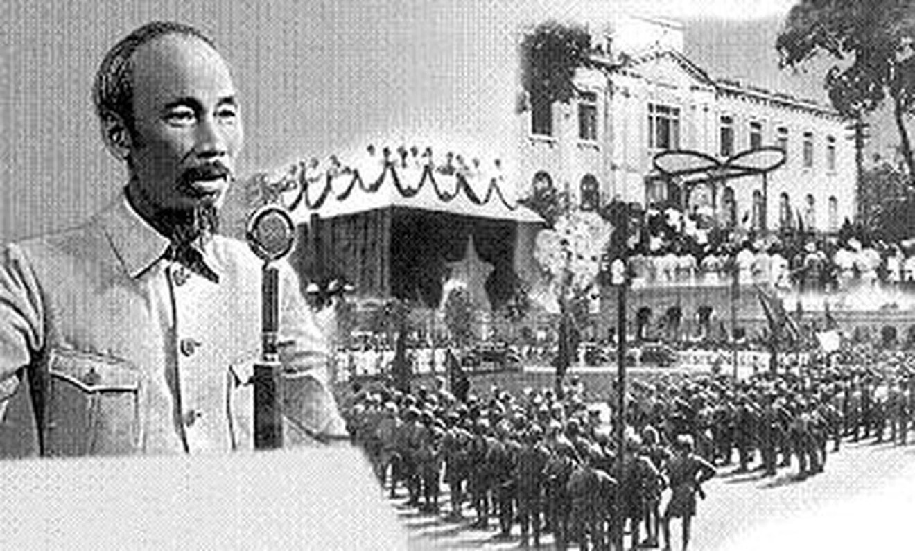 Chủ tịch Hồ Chí Minh đọc bản Tuyên ngôn độc lập tại Quảng trường Ba Đình, Hà Nội ngày 2/9/1945. (Ảnh tư liệu) Chủ tịch Hồ Chí Minh đọc bản Tuyên ngôn độc lập tại Quảng trường Ba Đình, Hà Nội ngày 2/9/1945. (Ảnh tư liệu)