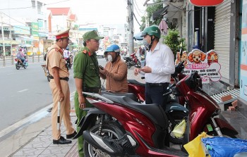 Cần Thơ khắc phục tình trạng mất an toàn giao thông đường dẫn cầu Trần Hoàng Na