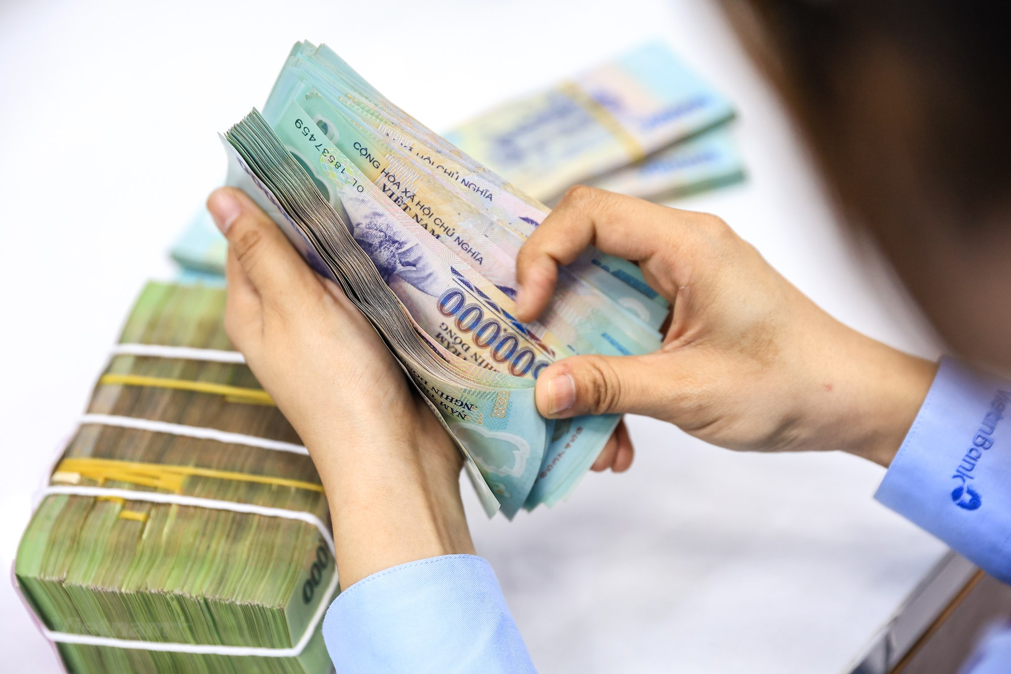 “Tăng trưởng tín dụng cả năm có thể vượt mục tiêu 15%”